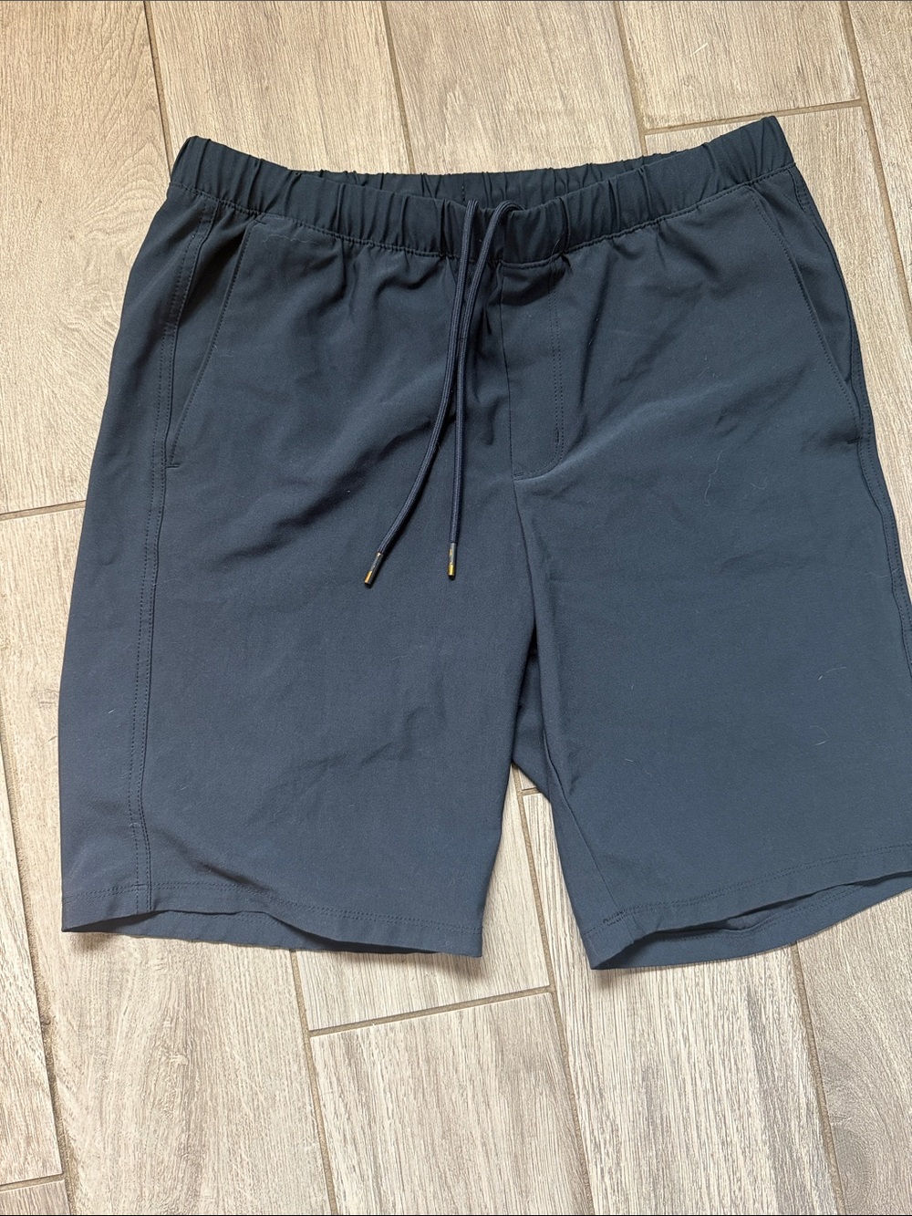Greg Norman Men's blue Drawstring Performance Shorts size small